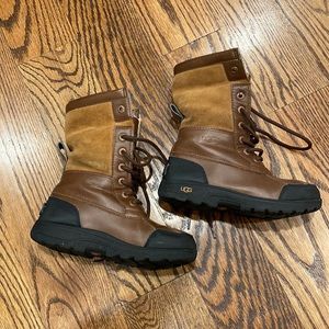UGG winter boots kids Size 1.  Brown and black with fur lining.  Like new
